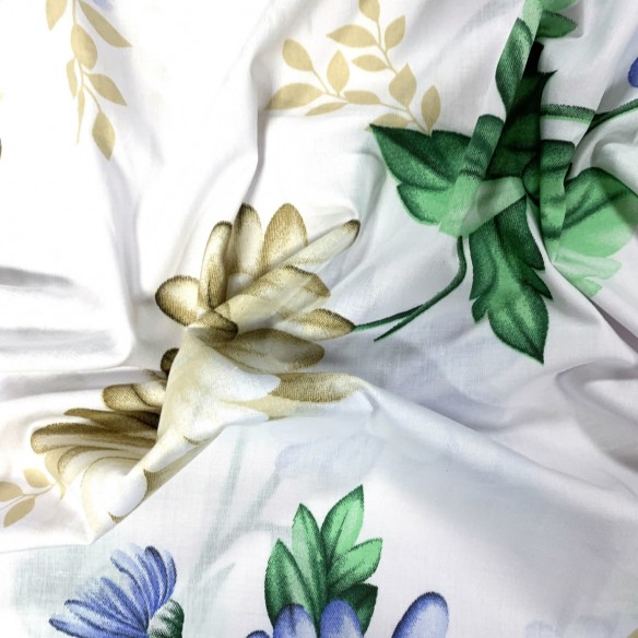 Cotton Fabric 220 cm - Blue and Ecru Flowers