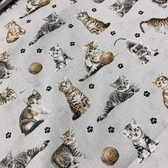 Cotton Fabric - Cats Paws and Yarn on Light Gray